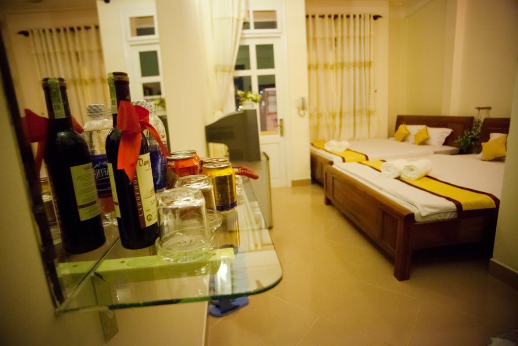 Happy Day 1 Hotel Dalat Rum bild