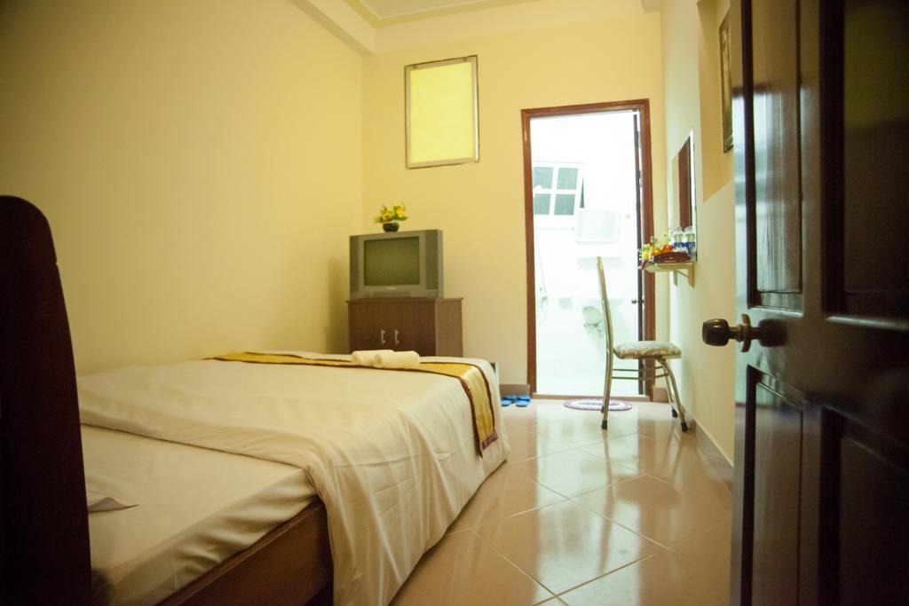 Happy Day 1 Hotel Dalat Rum bild