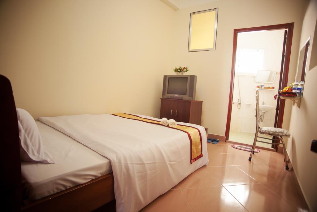 Happy Day 1 Hotel Dalat Rum bild